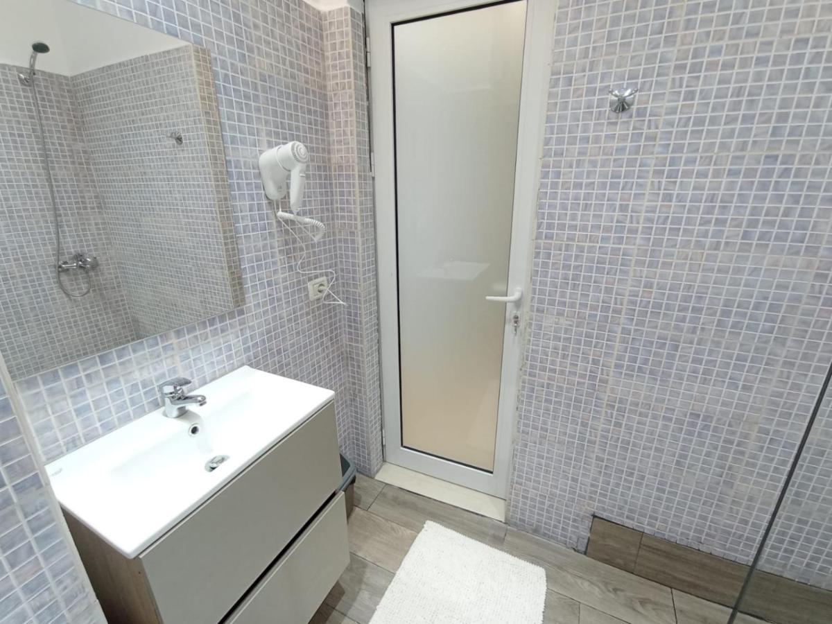 Trea Accomodations - Suite Lungomare Avlonya Dış mekan fotoğraf