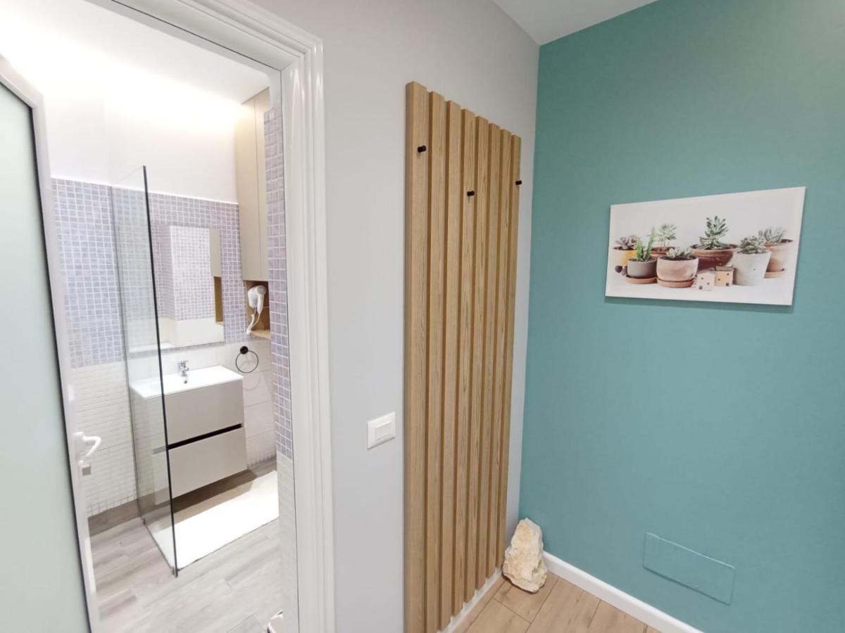 Trea Accomodations - Suite Lungomare Avlonya Dış mekan fotoğraf