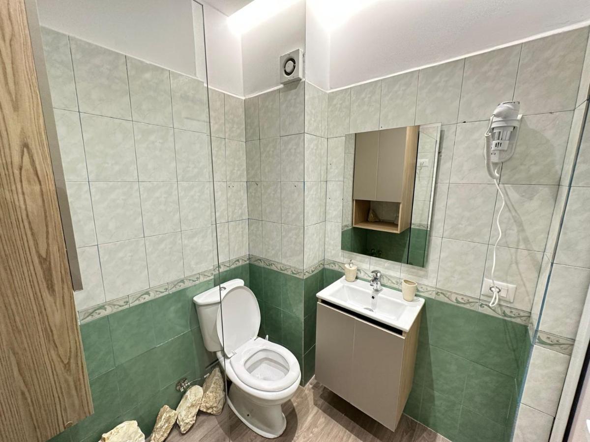 Trea Accomodations - Suite Lungomare Avlonya Dış mekan fotoğraf
