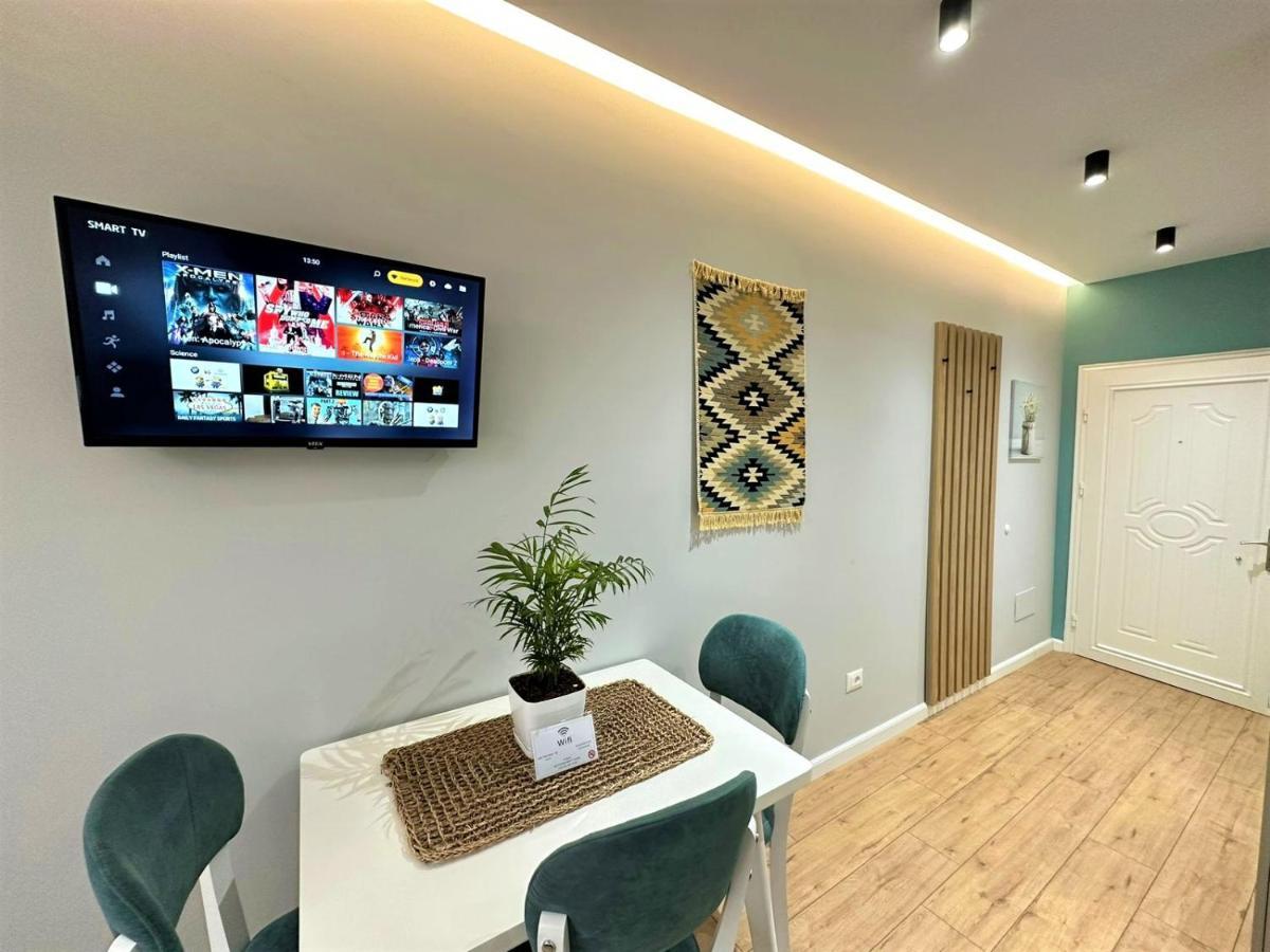 Trea Accomodations - Suite Lungomare Avlonya Dış mekan fotoğraf